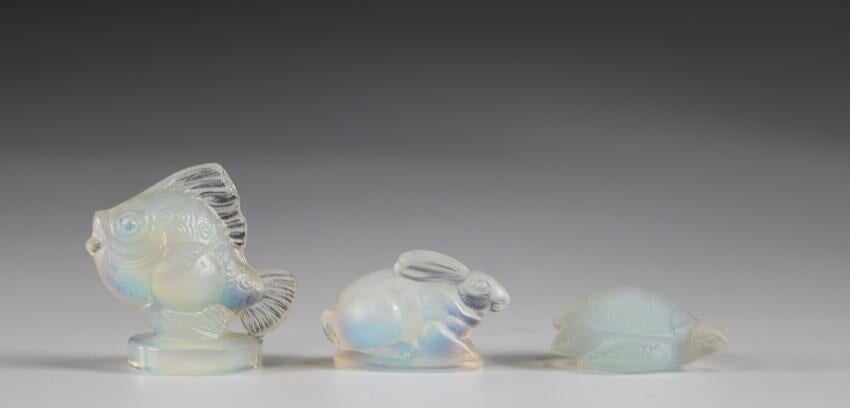 Sabino France 3 animal subjects in opalescent molded