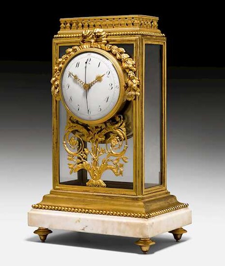 TABLE CLOCK WITH CENTRAL SECOND