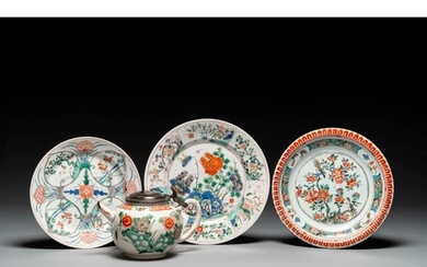 Three Chinese famille verte plates and a teapot, Kangxi Dia....