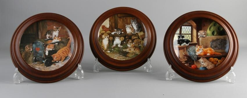 Three German porcelain wall plates, Kahla, Seltmann
