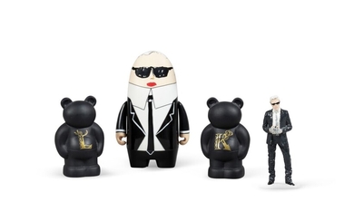 Two figurines with the effigy of Karl Lagerfeld and pair of bear figurines monogrammed K and L | Deux figurines à l'effigie de Karl Lagerfeld et paire de figurines en forme d'ours monogrammées K et L