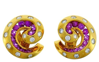 Van Cleef & Arpels Yellow Gold Clip-On Earrings with
