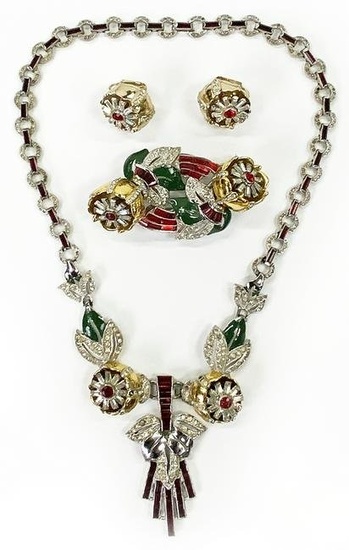 Vintage Coro Quivering Camelia Necklace Set.