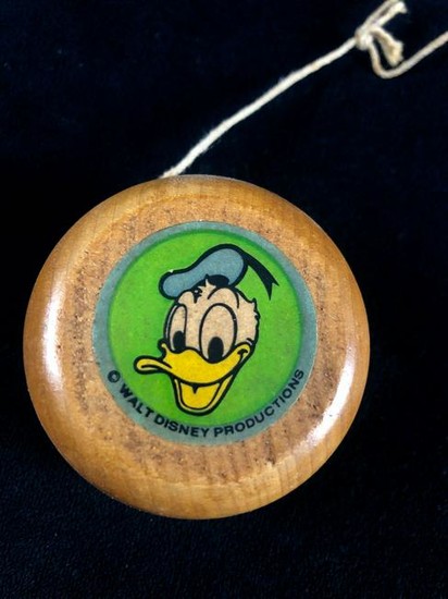 Vintage Donald Duck Walt Disney Productions Wooden