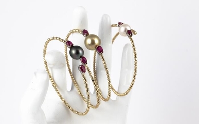 south sea pearl,gold and black Tahitian pearls, Yellow gold - Bracelet - 3.46 ct Rubies - Pearls