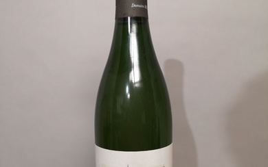 1 bouteille MEURSAULT 1er Clos des Bouchères Cru - ROULOT 2011. Etiquette légèrement tachée.