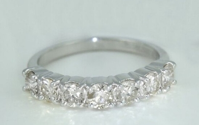K/585 White Gold IGI Cert. 7 Solitaire Diamond Ring