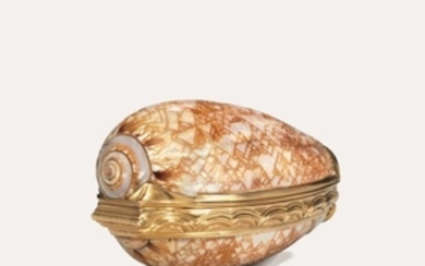 A LOUIS XV GOLD-MOUNTED SHELL SNUFF-BOX, PARIS, 1743/1744, WITH THE CHARGE AND DECHARGE MARKS OF LOUIS ROBIN 1738-1744