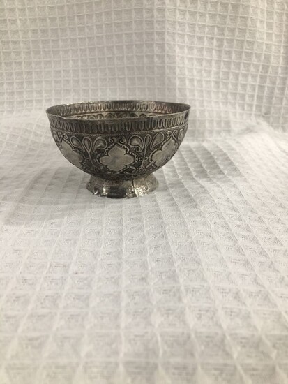 18th century antique silver bowl unsigned 137 g 6x10cm