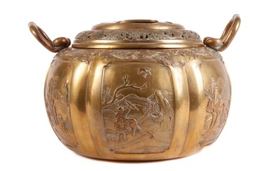 (19th/20th c) SIGNED CHINESE BRONZE COVERED CENSER