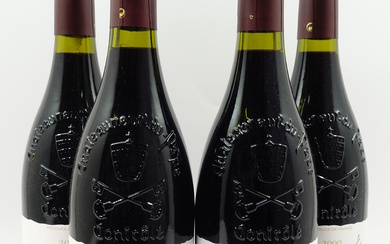 4 bouteilles CHÂTEAUNEUF DU PAPE 2000 Cuvée Réservé. Domaine de la Vieille Julienne