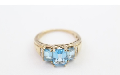 9ct gold emerald cut blue topaz & diamond ring (3.5g) Size ...