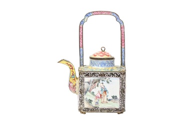A CHINESE CANTON ENAMEL 'SCHOLAR AND BOY' WINE POT AND COVER 清十八世紀 廣東銅胎畫琺瑯高士童子圖酒壺