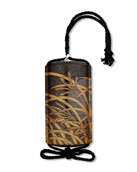 A FIVE-CASE LACQUER INRO WITH MOON AND AUTUMN GRASSES EDO PERIOD (19TH CENTURY), SIGNED KAJIKAWA SAKU WITH A SEAL