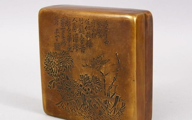A GOOD CHINESE BRONZE ENGRAVED CALLIGRAPHIC SQUARE FORM