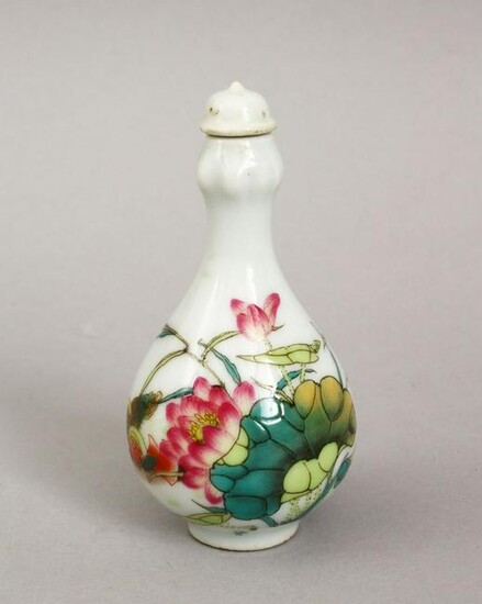 A GOOD CHINESE KANGXI STYLE FAMILLE ROSE PORCELAIN
