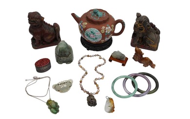 A GROUP OF VARIOUS CHINESE ITEMS