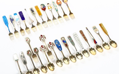 A. Michelsen. Collection of Christmas spoons & Christmas forks from 1949-1972, gold-plated sterling silver (28)