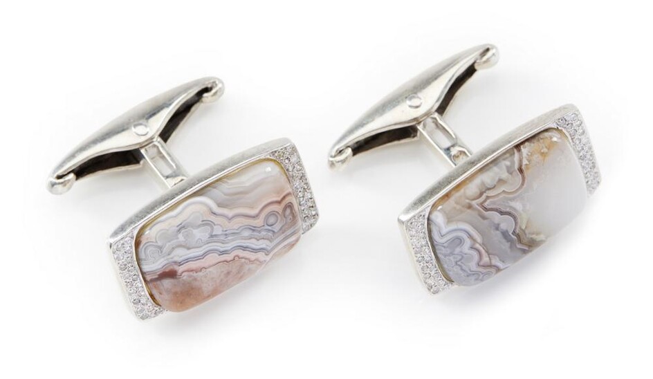A PAIR OF AGATE AND DIAMOND CUFFLINKS