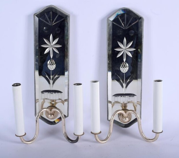 A PAIR OF EARLY 20TH CENTURY VENETIAN GLASS WALL
