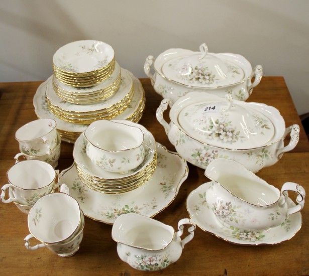 A Royal Albert Haworth pattern dinner and tea service, first quality.