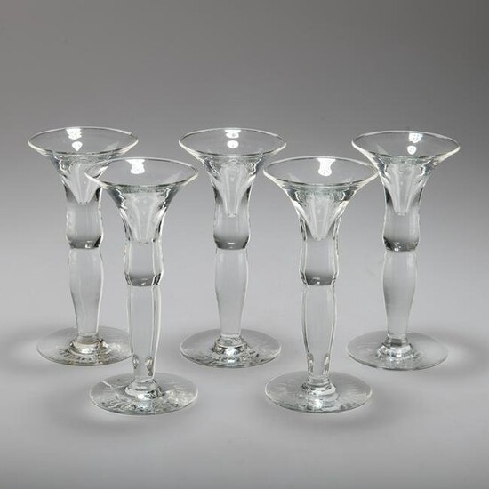 A SET OF FIVE DUTCH WYNAND FOCKINK TASTING GLASSES
