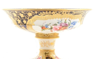 A Staffordshire porcelain comport, probably Davenport, third quarter of the 19th Century