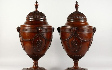 A VERY GOOD PAIR OF CHIPPENDALE DESIGN MAHOGANY CUTLERY