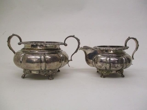 A near pair of George IV Irish silver sugar bowls by Edward ...