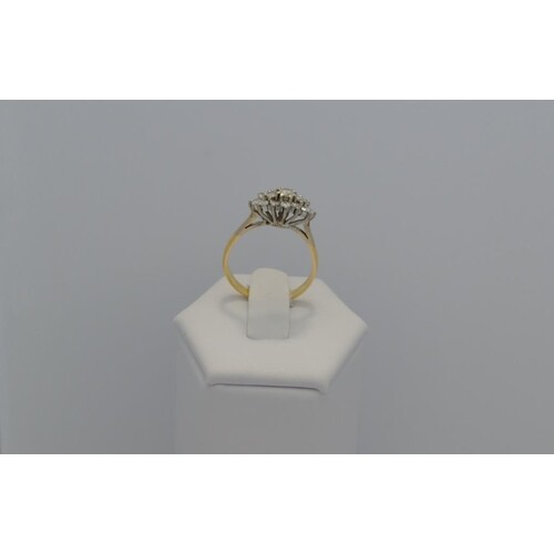 A yellow gold shank ring with diamond. Diamond approx. 1ct. ...