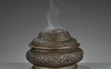 AN OPENWORK COPPER-REPOUSSE CENSER AND COVER