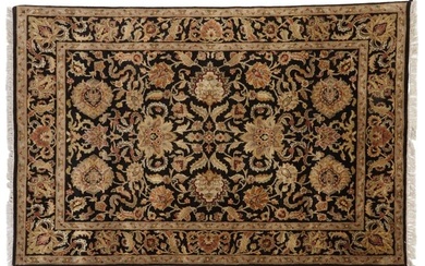 Agra Sultanabad Carpet, 6' 1 x 9' 2.