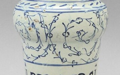 Albarello in ceramica con decorazioni a girali in