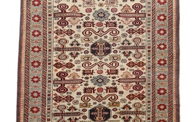 An Erivan rug, classic Caucasian Perepedil design with geometrical repeating pattern on light base. Armenia. 20th century. 194×139 cm.