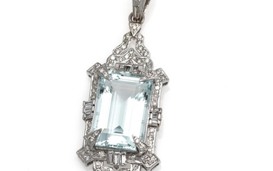 SOLD. An aquamarine and diamond pendant set with an aquamarine weighing app. 12.46 ct. and diamonds, mounted in 14k white gold. – Bruun Rasmussen Auctioneers of Fine Art