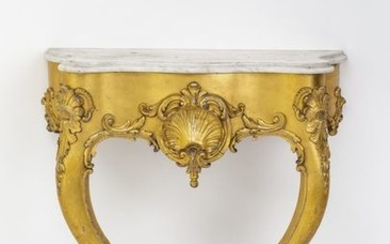 Baroque style console. Carved and stuccoed, gilded. Flaking...