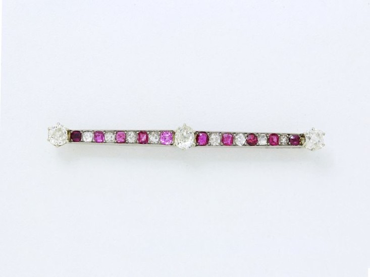 Barrette brooch in 750 thousandths white gold, adorned...