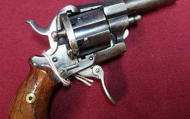 Belgium pinfire 6 shot revolver, 2 1/2 inch barrel,...