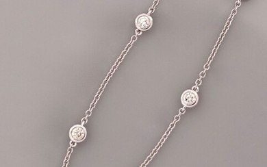 Bracelet en or gris, 750 MM, orné de diamants en sertissure, fermoir mousqueton, longueur réglable...