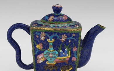 Chinese Antique Cloisonne Teapot, ca. Late Qing Dynasty/Early Republic Period