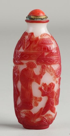 Chinese Peking glass snuff bottle with figures in