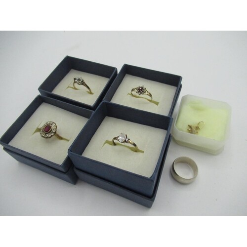 Collection of 9ct gold rings set with white stones, garnets ...