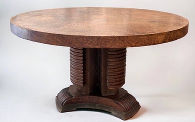 Emile-Jacques RUHLMANN (1879-1933), dans le goût de Table circulaire en bois exotique et loupe d'amboine...