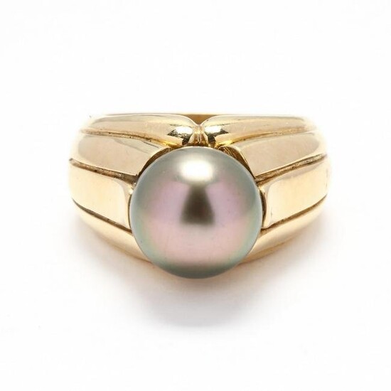 Gold and Tahitian Pearl Ring