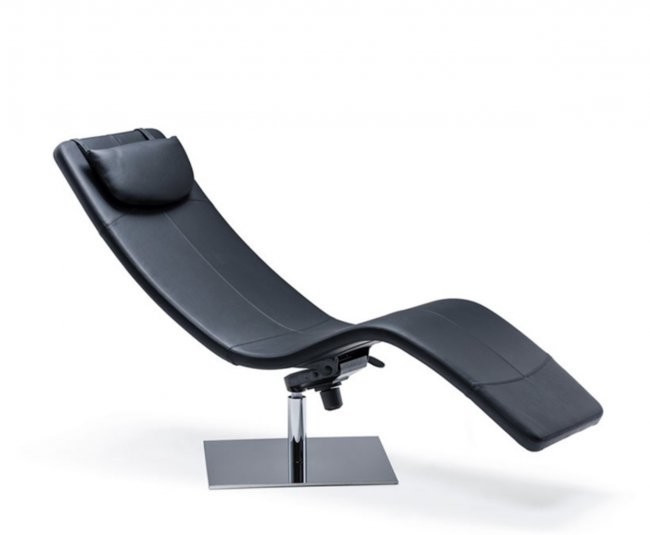Italian Leather Cattela Cassanova Swivel Lounge Chair
