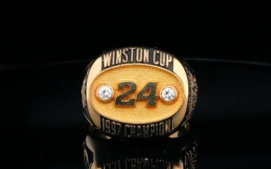 Jeff Gordon Pit Crew 1997 Winston Cup Champion Ring
