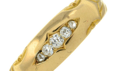 Late Victorian 18ct gold diamond ring