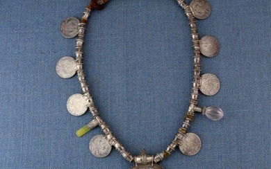 Oman, silver necklace, 'Samt Mukahhal', with silver beads,...
