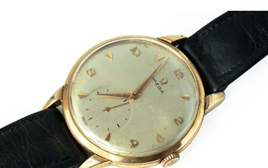 Omega 18K Gold Watch Oversized wrist watch, 39mm ex. crown,...