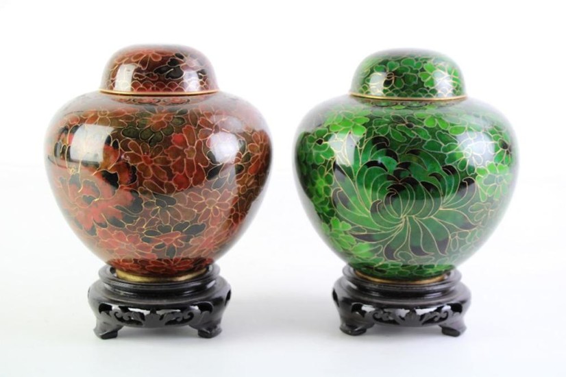 Pair of Cloisonne Lidded Ginger Jars on stand (total height 18.5cm)